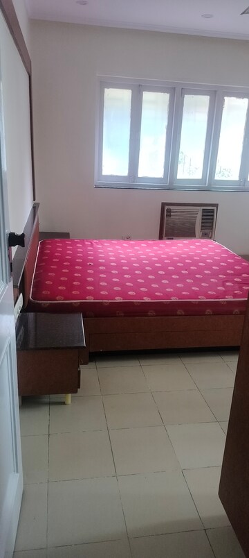 Bedroom in 2 BHK Apartment at Claridge Apartment, Andheri West – for Rent