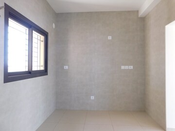  3 BHK Apartment at Krishna Nagar – for Sale