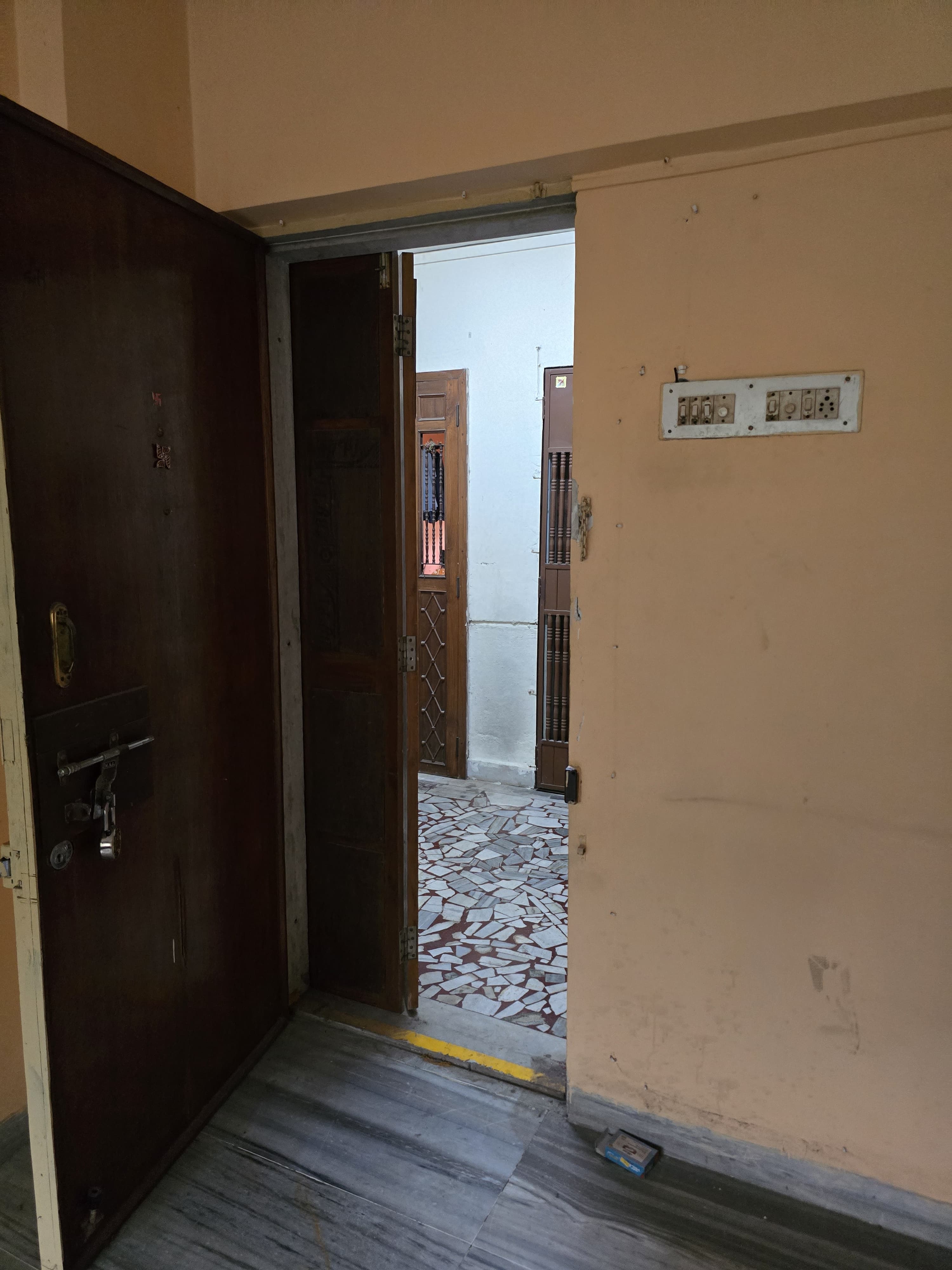 2 BHK Apartment For Rent in Happy Valley