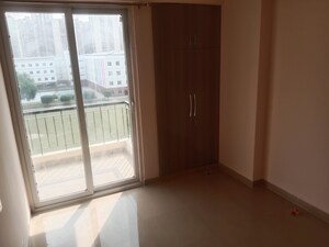 Room in 2 BHK Apartment at Anthem French Apartments, Sector 16b Greater Noida – for Sale