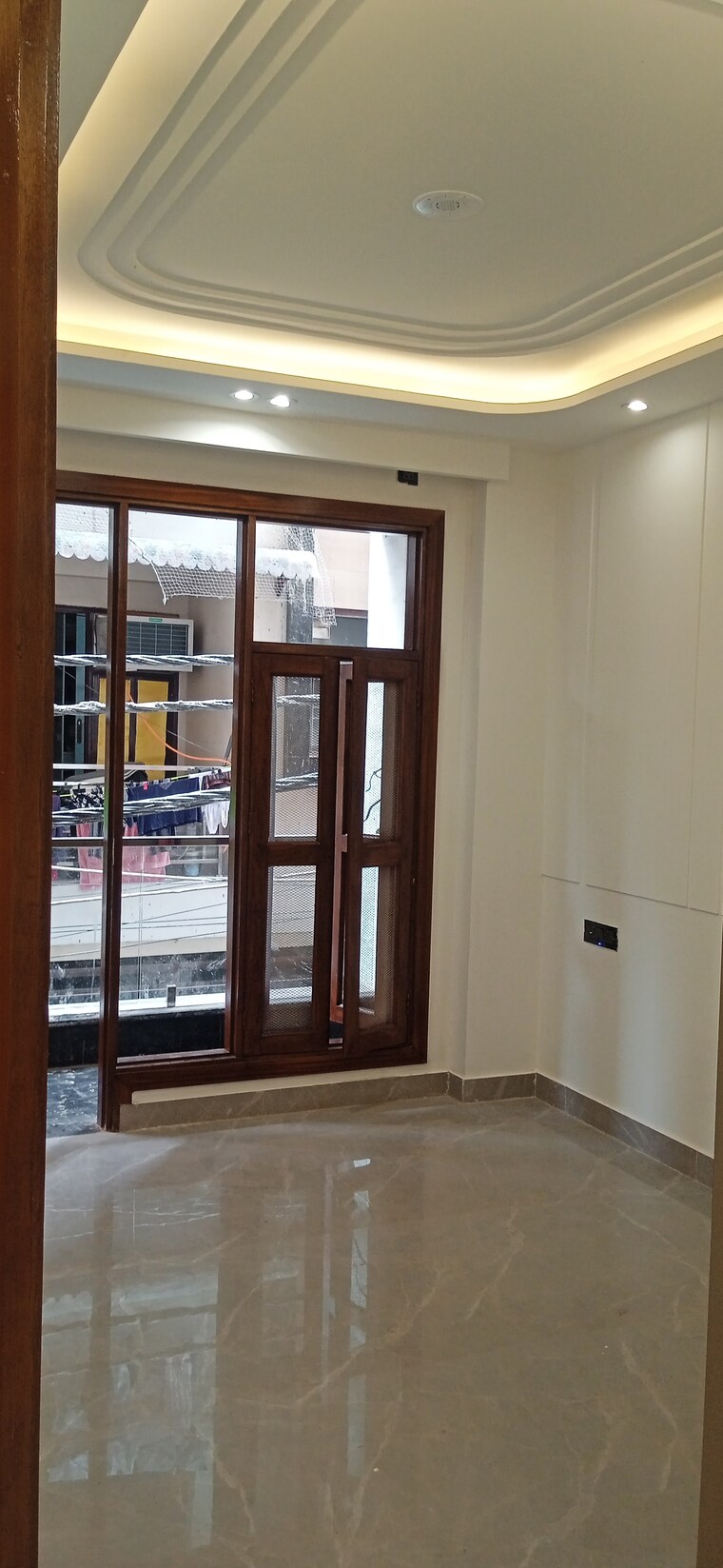 Room, igi airport area 3 Bedroom 1000 Sq.Ft. Apartment In Igi Airport Area Delhi 8974780