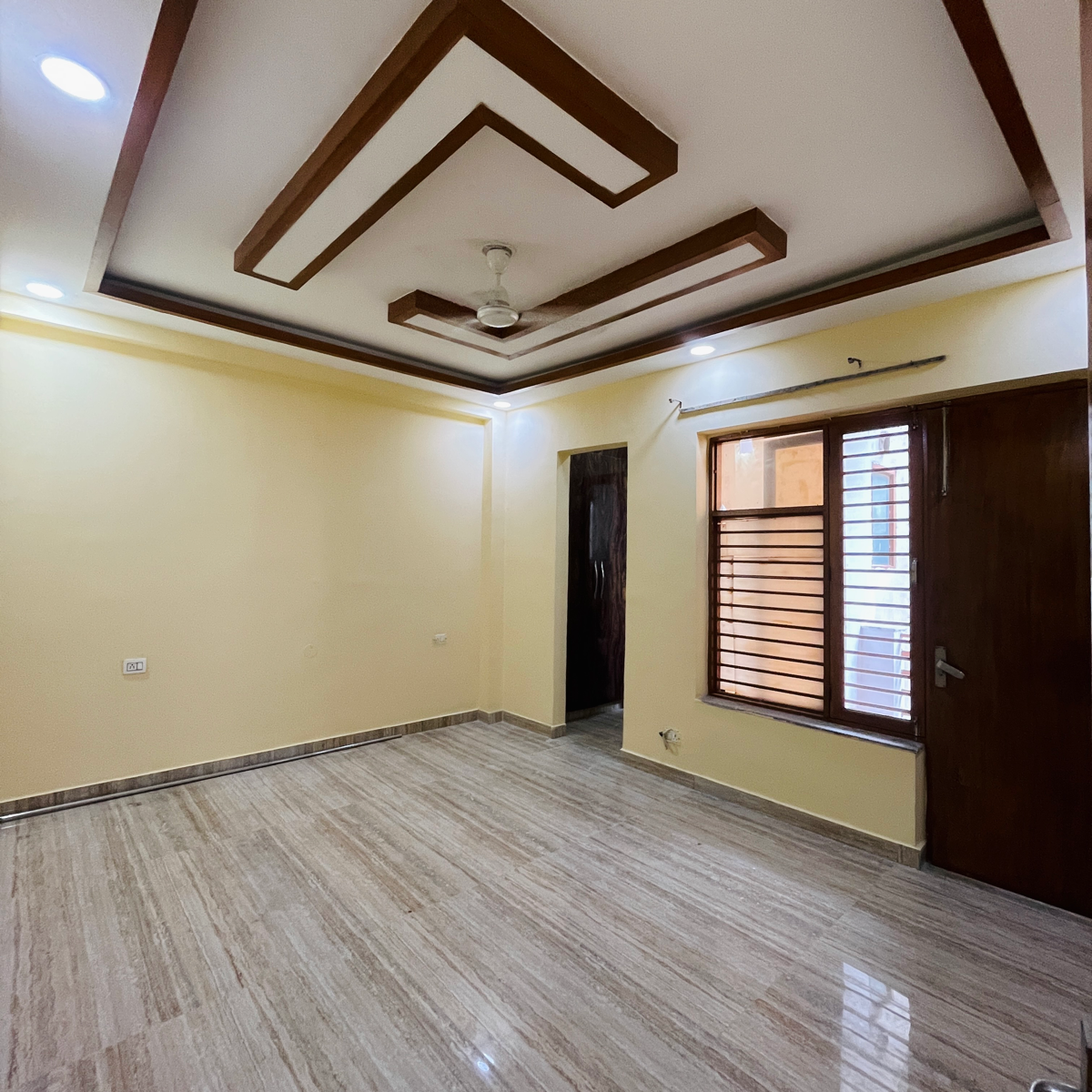 3 BHK + Pooja Room Builder Floor For Rent in Srishti Greenfield Homes