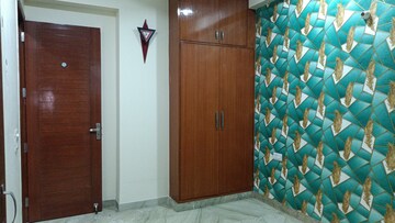 Room in 2 BHK Builder Floor at Sector 1 Vaishali – for Rent