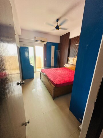 Building Lobby in 3 BHK Apartment at Mahagun Moderne, Sector 78 – for Rent