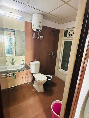 Bathroom in 3 BHK Apartment at Mahagun Moderne, Sector 78 – for Rent