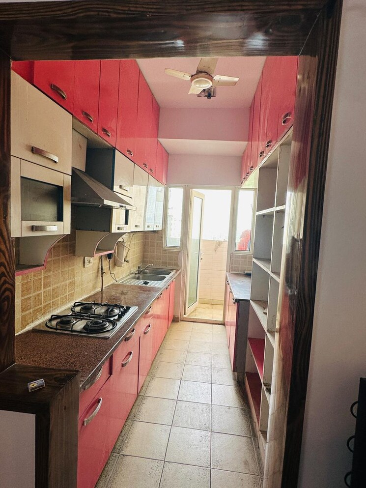 Kitchen, mahagun-moderne 3 Bedroom 1550 Sq.Ft. Apartment In Sector 78 Noida 8974904
