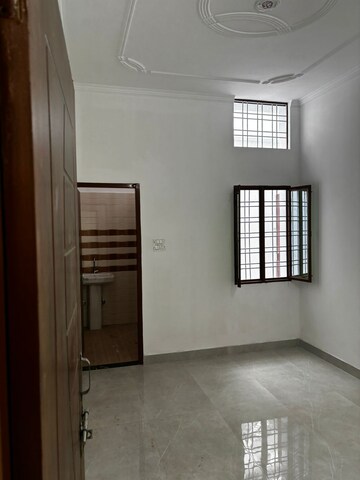 Room in 3 BHK Builder Floor at Sahastradhara Road – for Rent