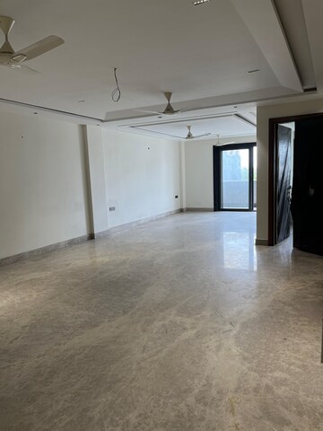 3 BHK Builder Floor For Sale in Punjabi Bagh West