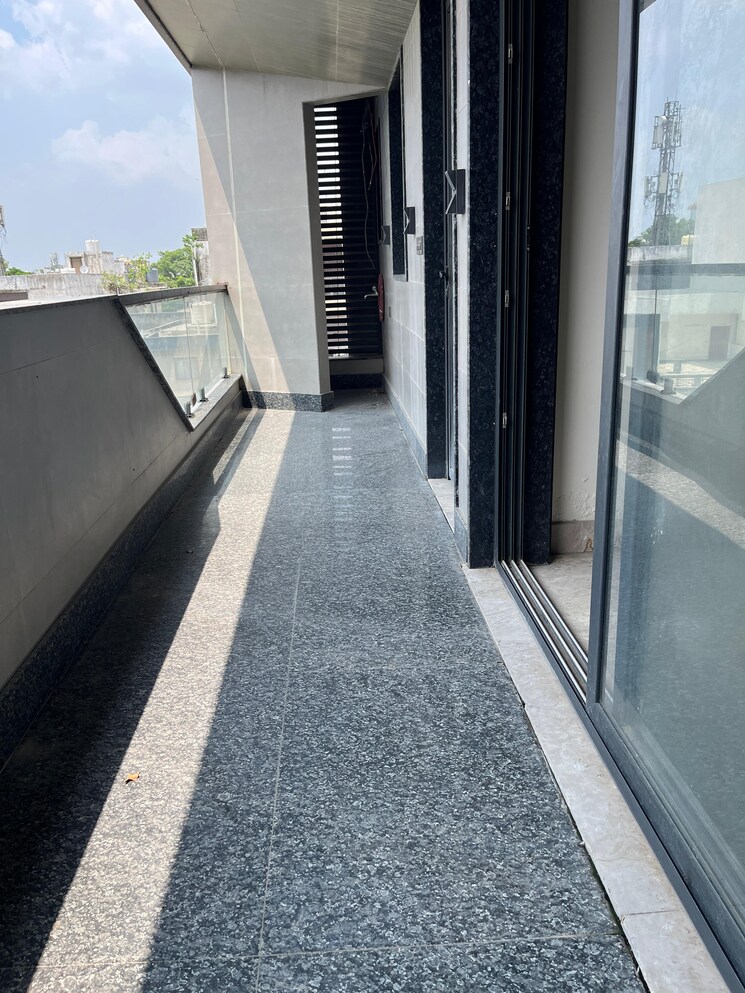 undefined, punjabi bagh west 3 Bedroom 200 Sq.Yd. Builder Floor In Punjabi Bagh West Delhi 8974875