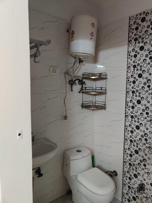 Bathroom in 1 BHK Builder Floor at Vaishali Sector 2 – for Sale