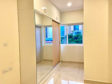 Room in 4 BHK Apartment at Prestige High Fields, Gachibowli – for Rent