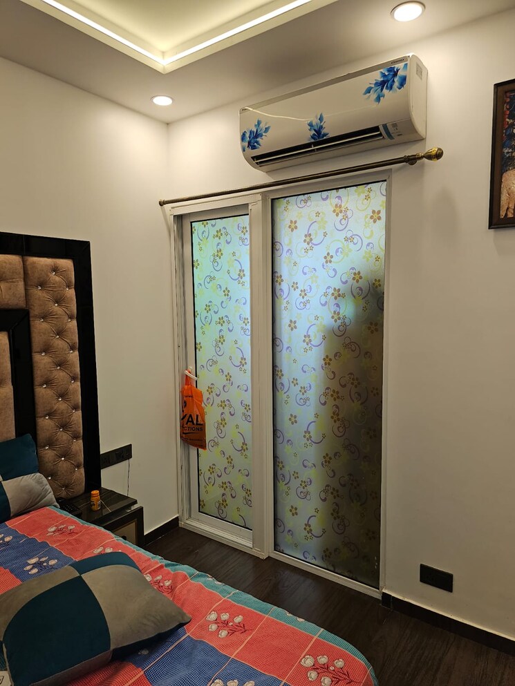 Bedroom, landcraft-golf-links 4 Bedroom 2115 Sq.Ft. Apartment In Pandav Nagar Ghaziabad 8974910