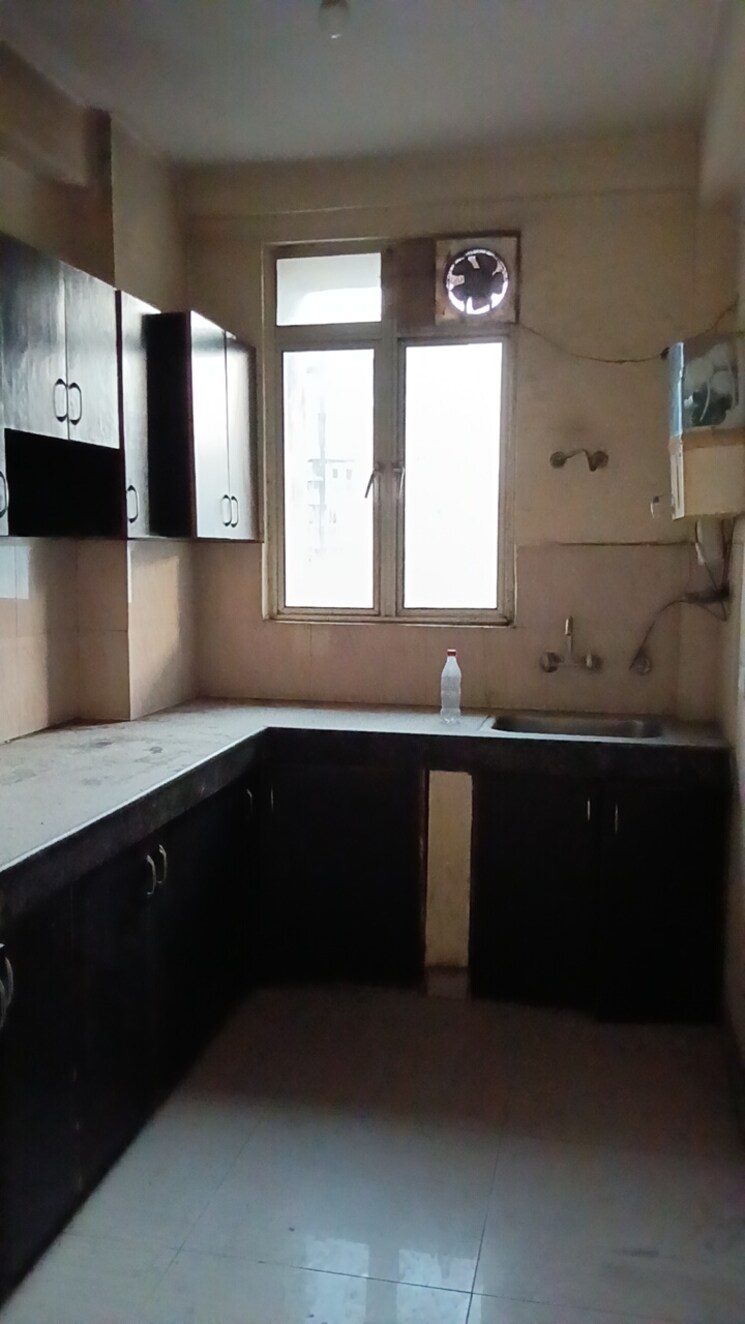 Kitchen, gaur-city-4th-avenue 4 Bedroom 1855 Sq.Ft. Apartment In Sector 4 Greater Noida Greater Noida 8974926