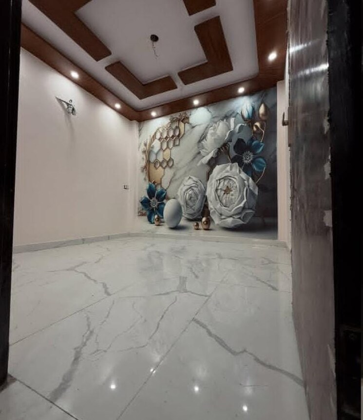 Room, sector 33 2.5 Bedroom 2250 Sq.Ft. Builder Floor In Sector 33 Faridabad 8974944