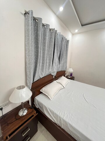 Bedroom in 2 BHK Builder Floor at Sahastradhara Road – for Rent