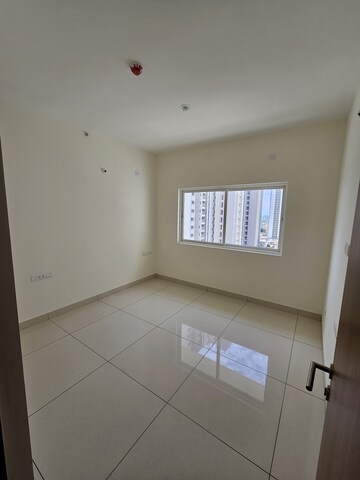 Room in 3 BHK Apartment at Avalon Park At The Prestige City, Sarjapur Road – for Sale