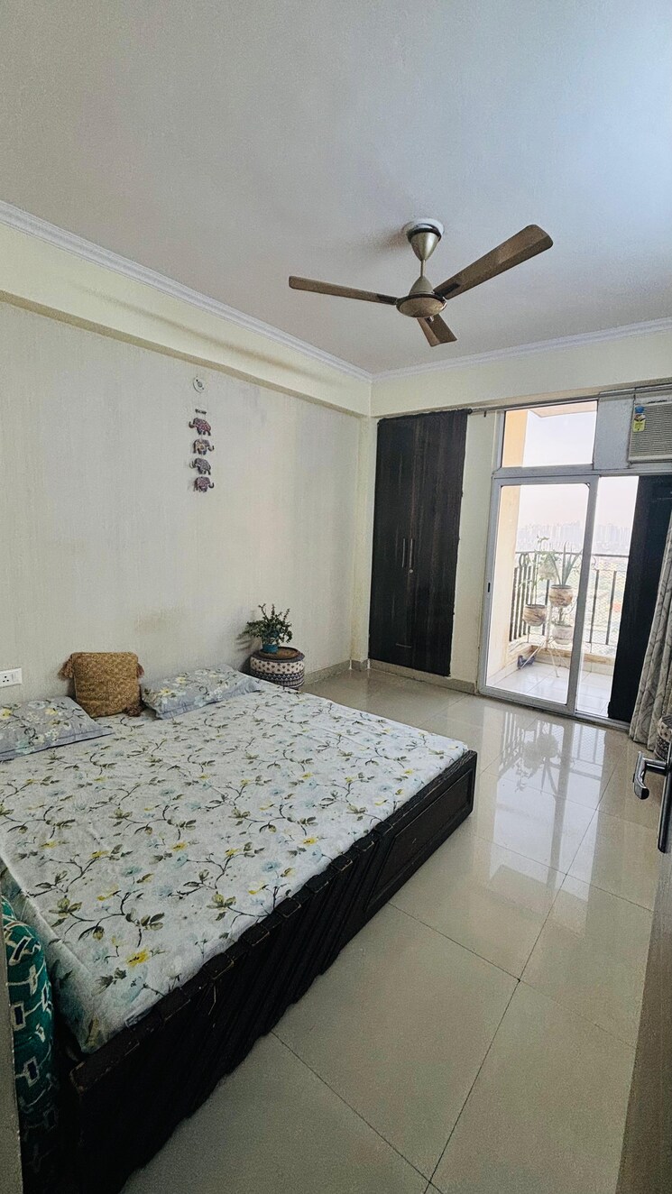Bedroom, gaur-saundaryam-phase-ii 3 Bedroom 1595 Sq.Ft. Apartment In Tech Zone 4 Greater Noida Greater Noida 8975001