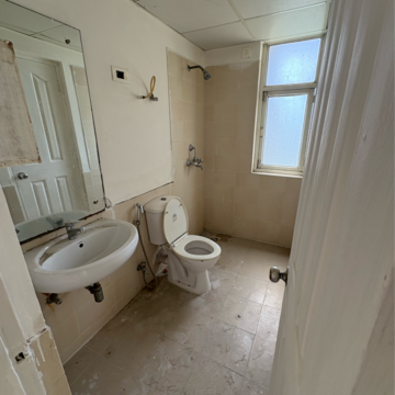 Bathroom in 3 BHK Apartment at Piedmont Taksila Heights, Sector 37c – for Rent