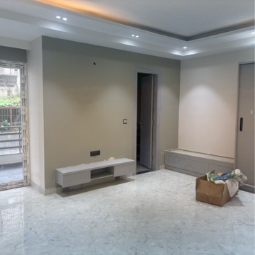 Bedroom in 4 BHK Builder Floor at Srishti Greenfield Homes, Sector 42 – for Sale