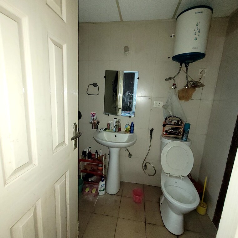Bathroom, eros-sampoornam 3 Bedroom 1425 Sq.Ft. Apartment In Sector 2 Greater Noida Greater Noida 8975032