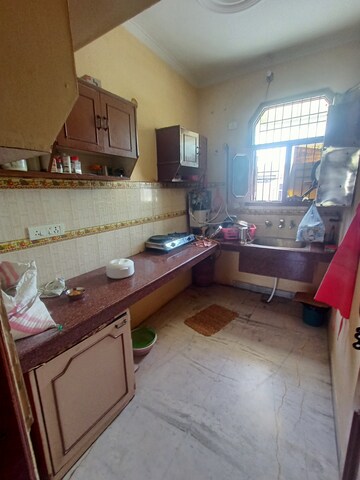 Kitchen in 2 BHK Independent House at Sector 16 – for Rent