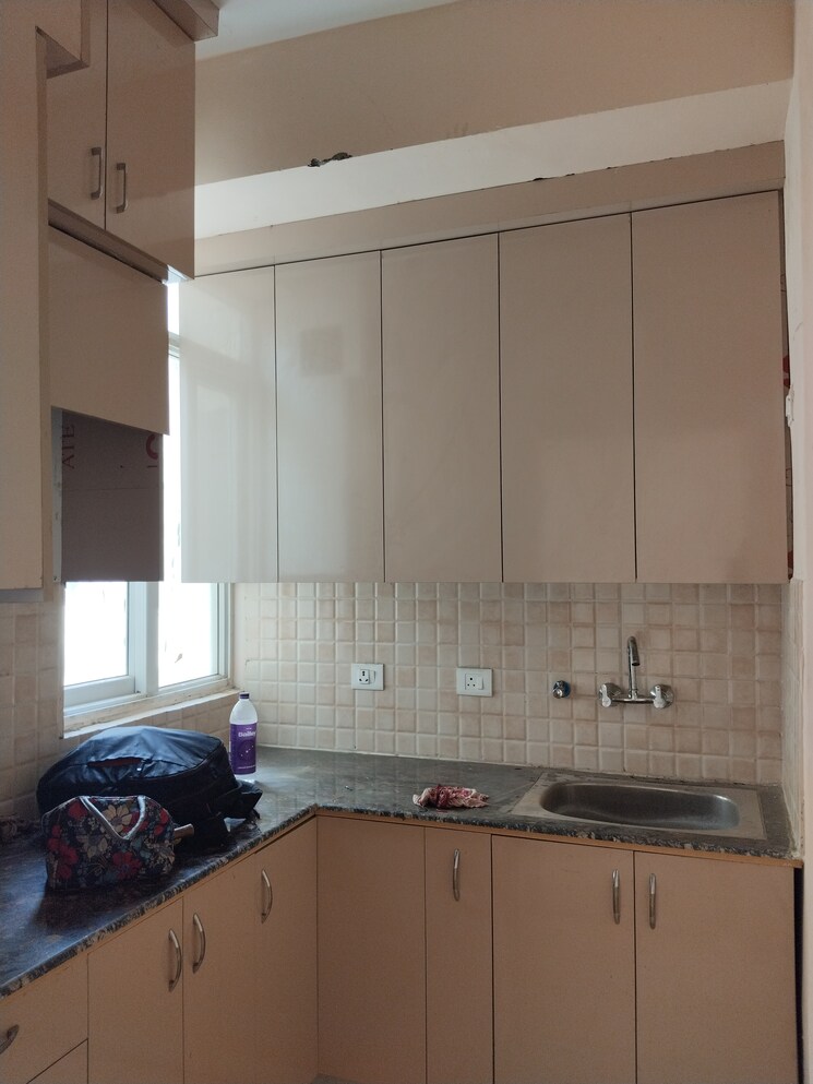 Kitchen, amrapali-dream-valley 2.5 Bedroom 920 Sq.Ft. Apartment In Tech Zone 4 Greater Noida Greater Noida 8975059