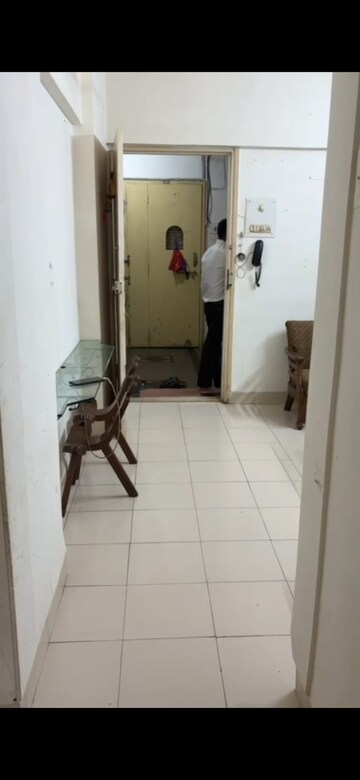 Bedroom in 1 BHK Apartment at Surabhi Apartment Malad, Malad West – for Rent