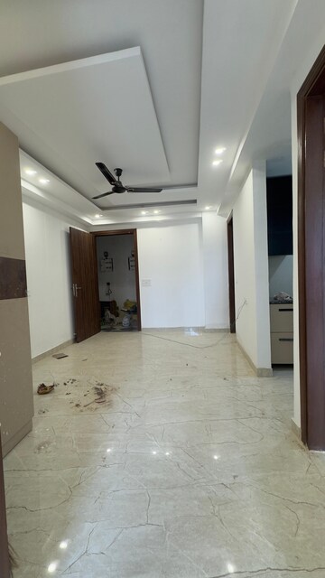 Room in 2 BHK Builder Floor at Chattarpur – for Rent