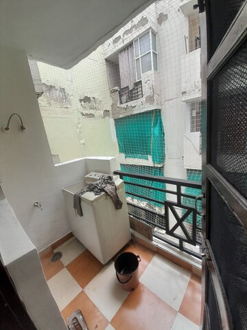 Team Area in 2 BHK Apartment at Maya Garden City, Lohgarh – for Rent