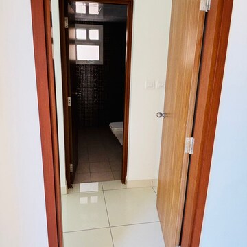 Bathroom in 3 BHK Apartment at Bagaluru – for Sale