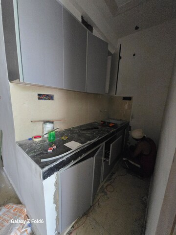 Furnished Amenities in 1 BHK Builder Floor at Palm Residency Chhatarpur, Chattarpur – for Rent