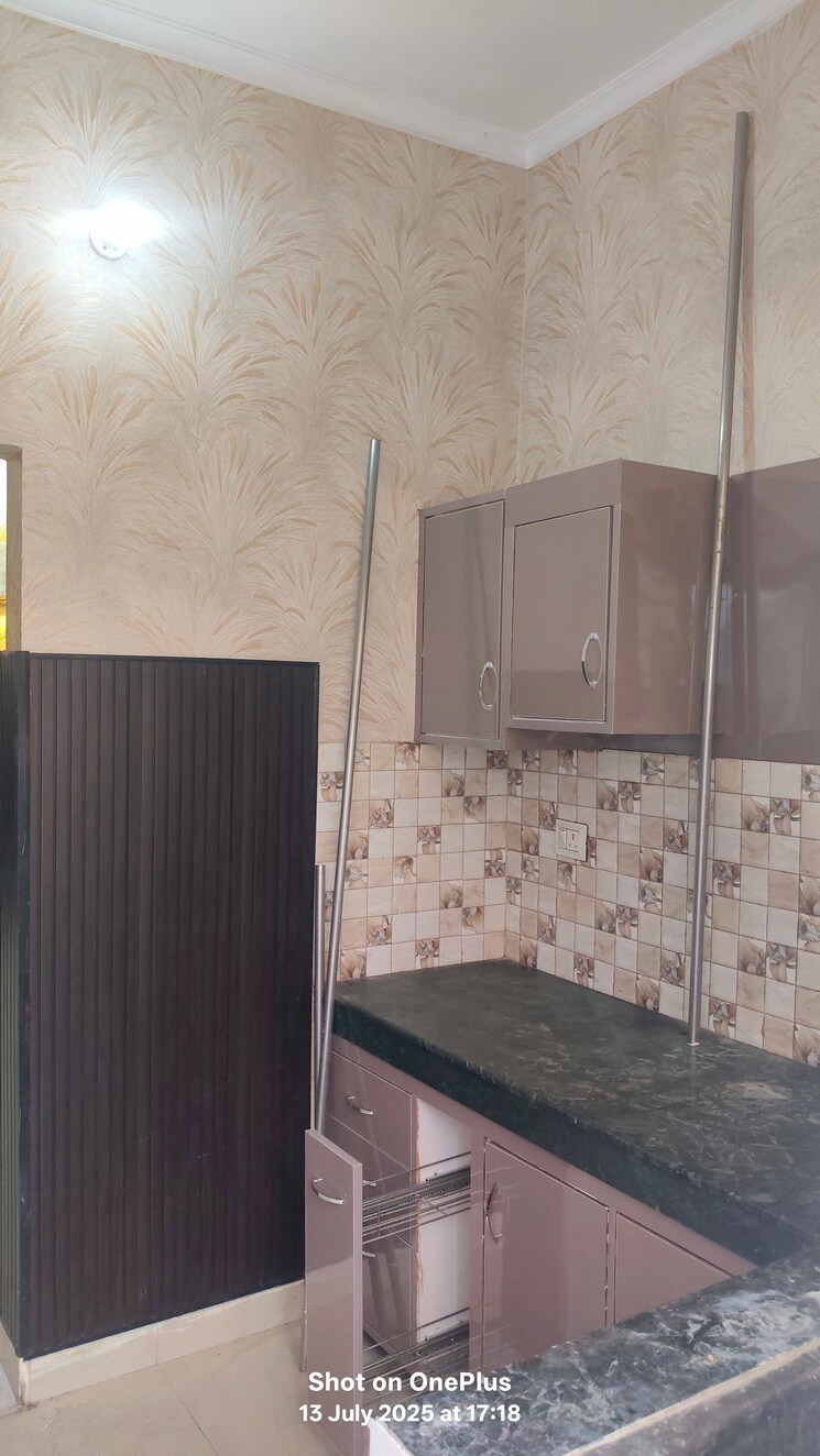 Kitchen, dhakoli 1.5 Bedroom 75 Sq.Yd. Apartment In Dhakoli Zirakpur 8975164