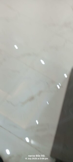 Room in 2.5 BHK Builder Floor at Mayur Vihar Phase 1 – for Sale