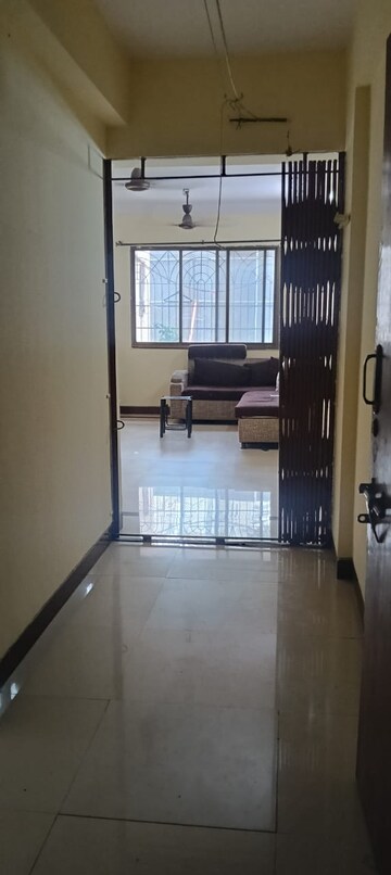 Room in 3 BHK Apartment at Kopar Khairane – for Rent