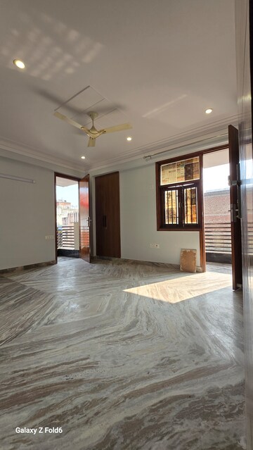 Furnished Amenities in 2 BHK Builder Floor at Palm Residency Chhatarpur, Chattarpur – for Rent