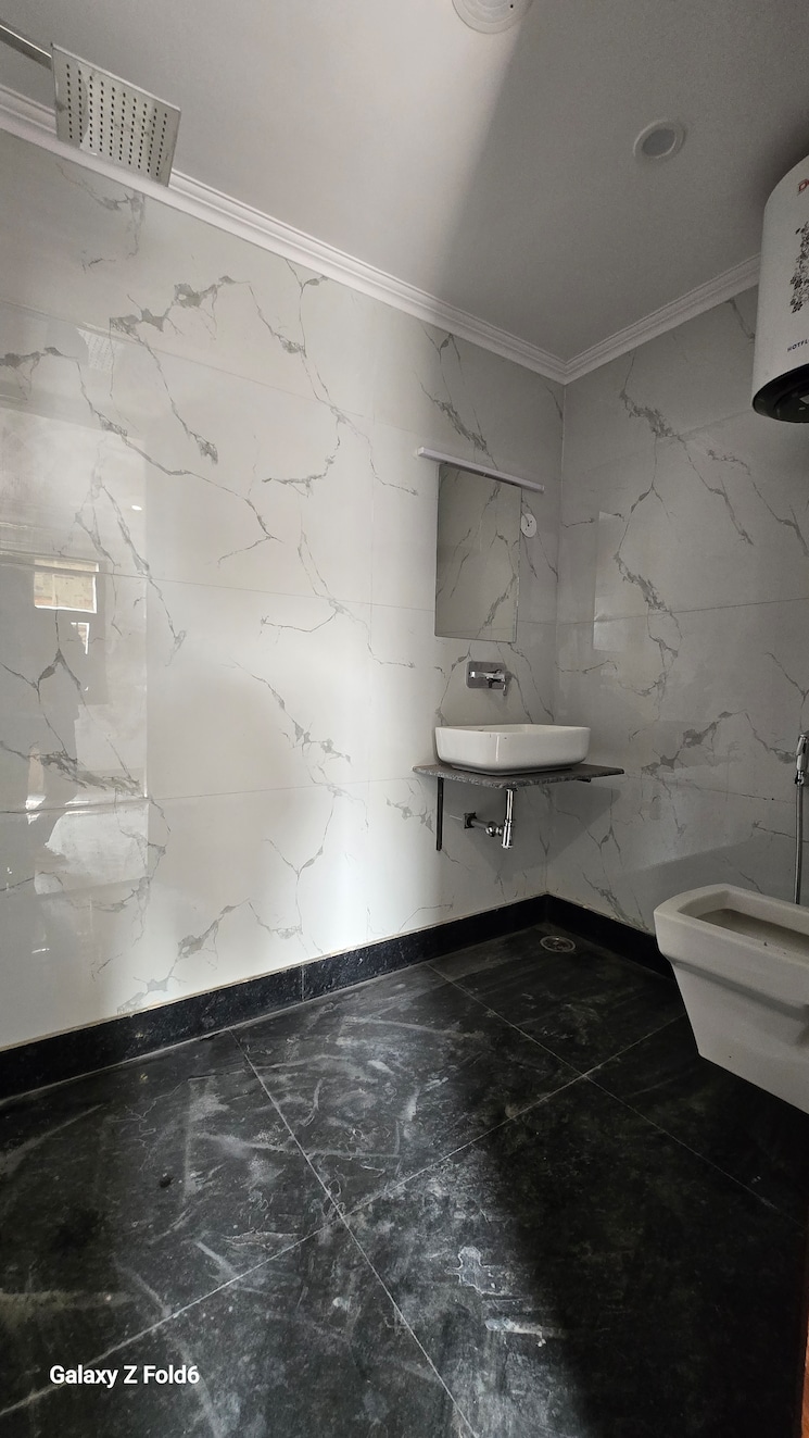 Bathroom, palm-residency-chhatarpur 2 Bedroom 1000 Sq.Ft. Builder Floor In Chattarpur Delhi 8975199