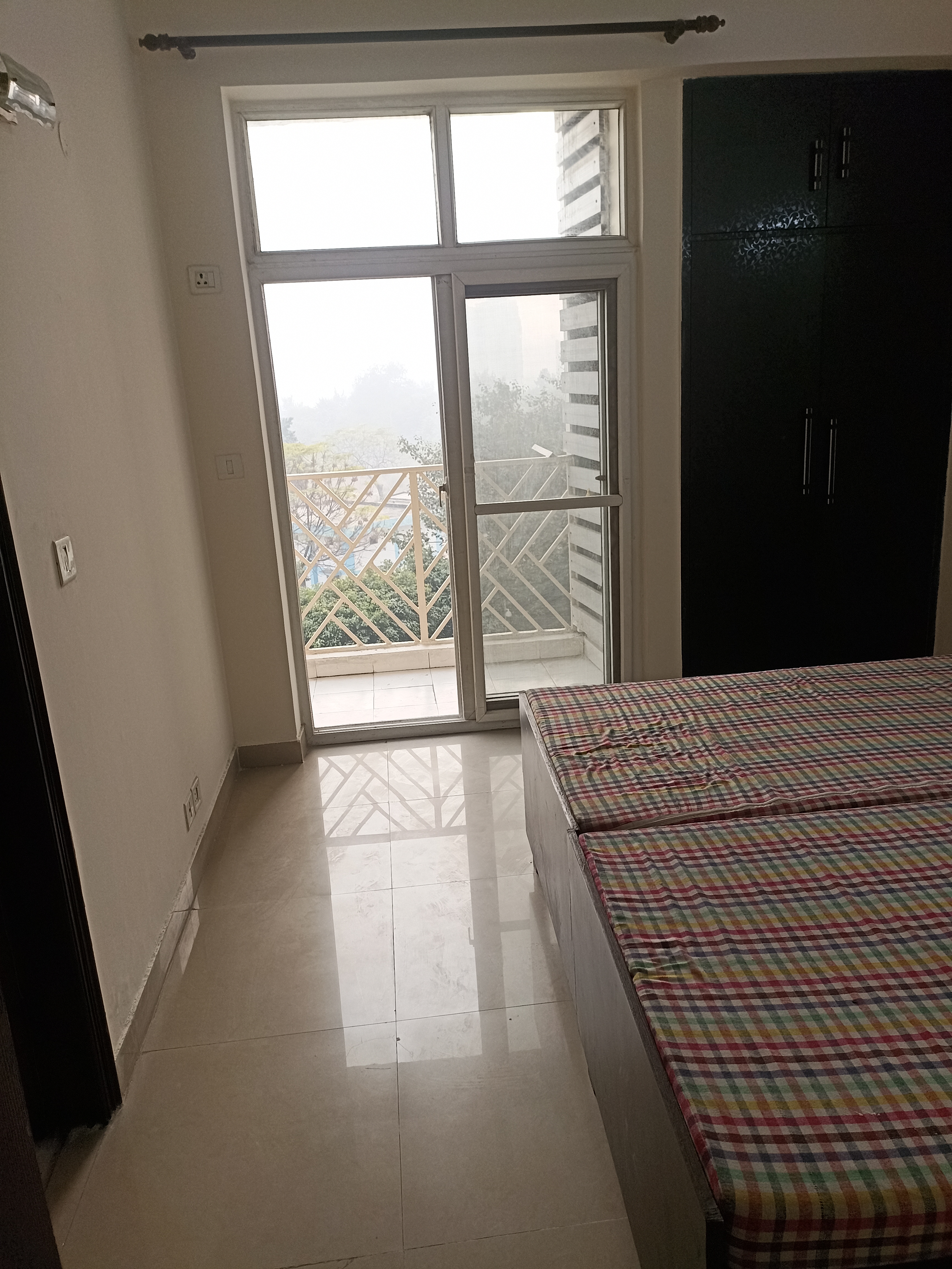 2 BHK Apartment For Rent in Amrapali Eden Park