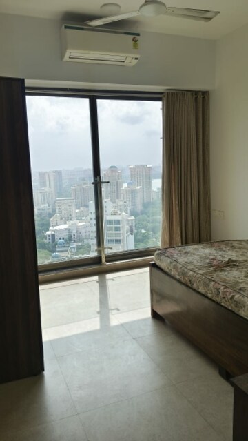 Room in 2 BHK Apartment at Kanakia Silicon Valley, Powai – for Sale