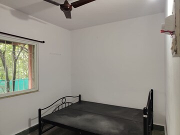 Bedroom in 1 BHK Apartment at Bhosale Nagar – for Rent