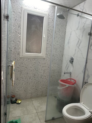 Bathroom in 3 BHK Apartment at Central Park Flower Valley Aqua Front Towers, Sohna Sector 33 – for Rent