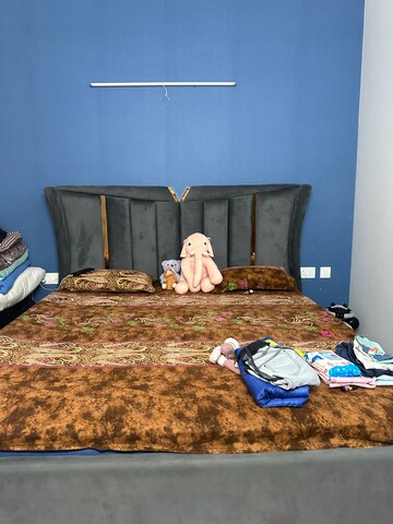 Bedroom in 3 BHK Apartment at Central Park Flower Valley Aqua Front Towers, Sohna Sector 33 – for Rent