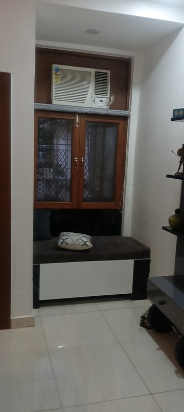 Furnished Amenities in 1.5 BHK Builder Floor at RWA Apartments Sector 47, Sector 47 – for Rent