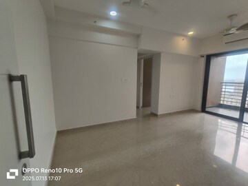Room in 2 BHK Apartment at Kanakia Silicon Valley, Powai – for Rent