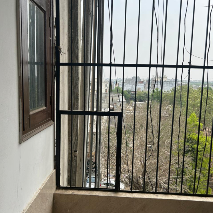 Balcony, saket 1 Bedroom 500 Sq.Ft. Builder Floor In Saket Delhi 8975300