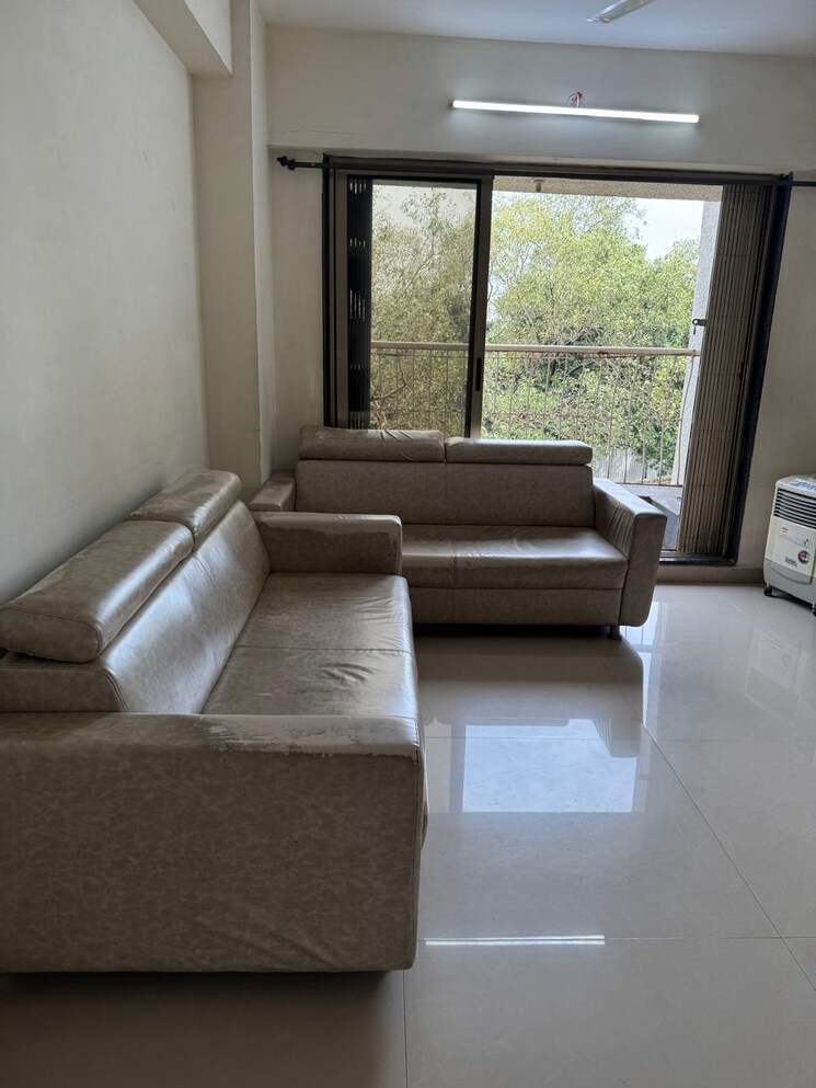 Living Room, neelkanth-kingdom 3 Bedroom 1700 Sq.Ft. Apartment In Ghatkopar West Mumbai 8975307