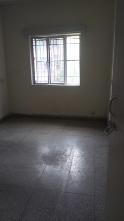 3.5 BHK + Study Room Apartment For Sale in Mayur Vihar