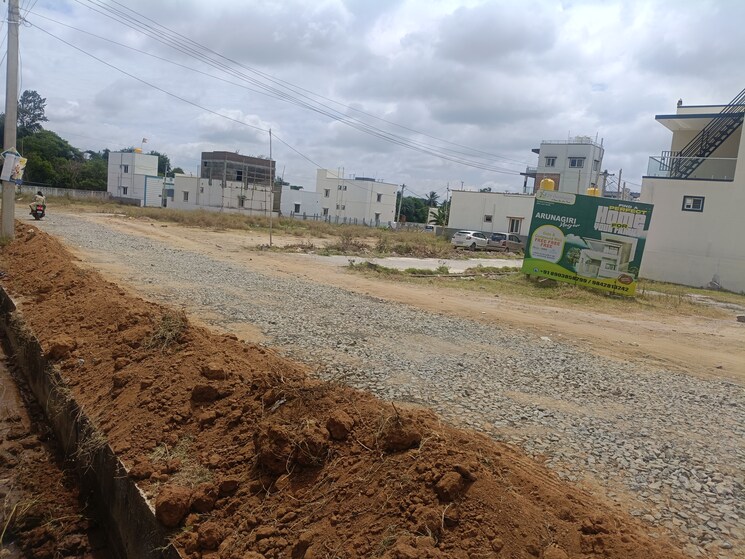 undefined, bathlapalli 2 Bedroom 1000 Sq.Ft. Villa In Bathlapalli Hosur 8975322