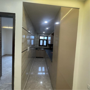 Building Lobby in 6+ BHK Independent House at Pitampura – for Sale