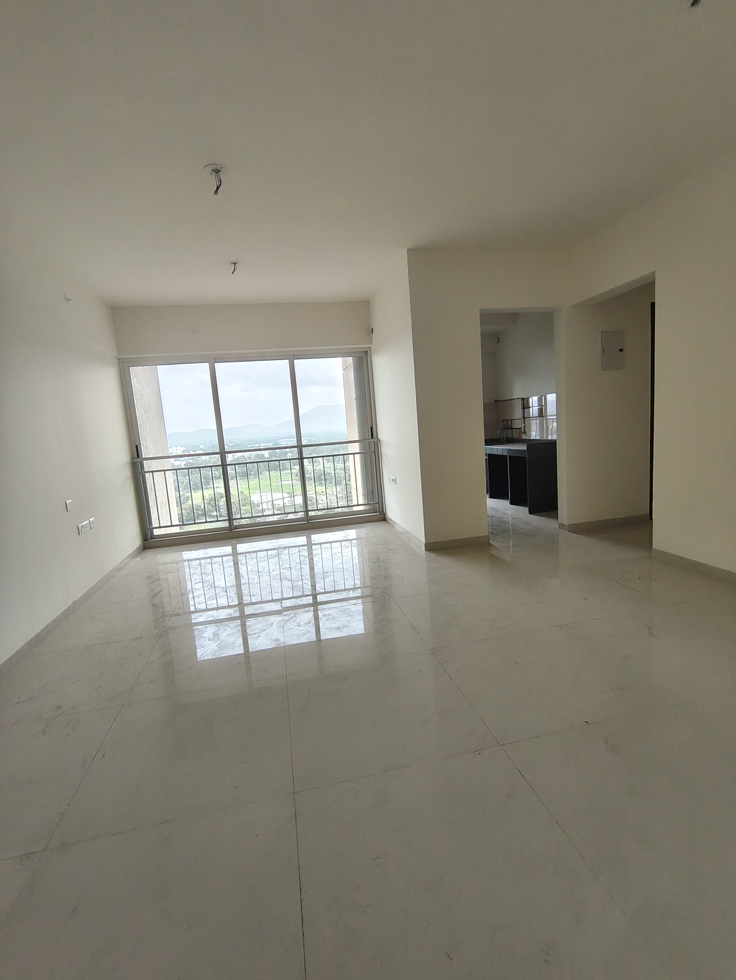 2.5 BHK + Extra Room Apartment For Sale in Marathon Nexzone
