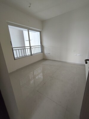 Room in 2.5 BHK Apartment at Marathon Nexzone, New Panvel – for Sale